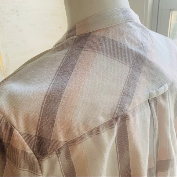 10 CROSBY DEREK LAM Cropped Pink Plaid Shirt - Picture 6 of 11